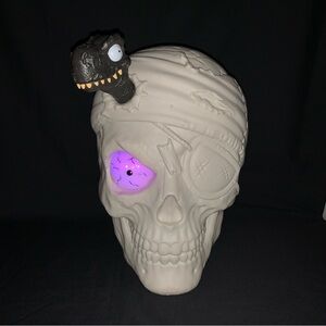 Giant 12” Pirate Zuru Smasher Skull Eye Ball Lights Up W/ Sound